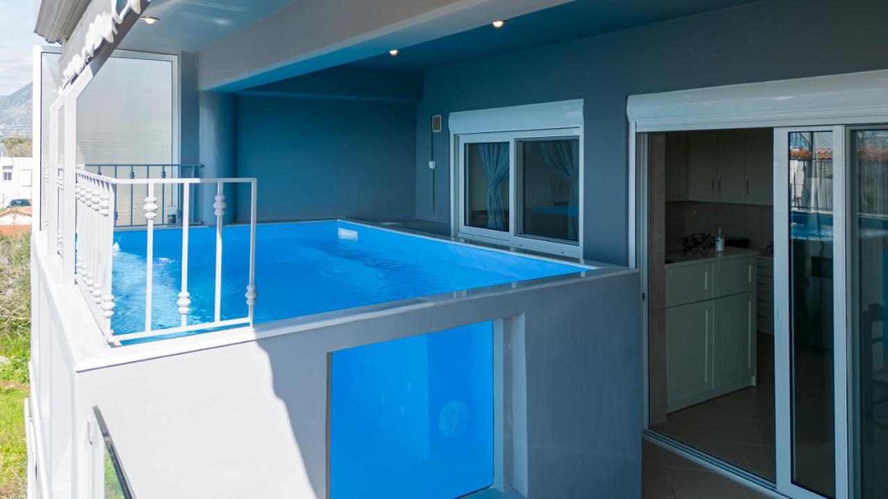 Grand Suites With Private Pools Kalamata Exterior photo